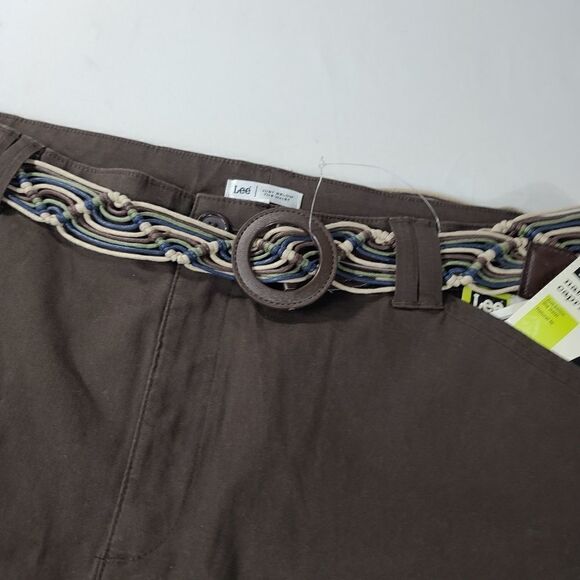 Lee Brown Woven Belt Capris - Picture 8 of 8